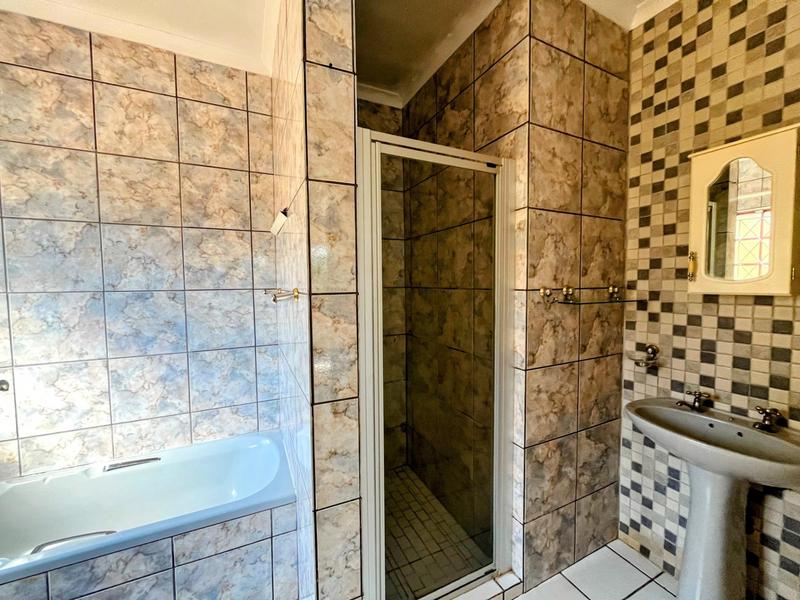 To Let 4 Bedroom Property for Rent in Mtunzini KwaZulu-Natal