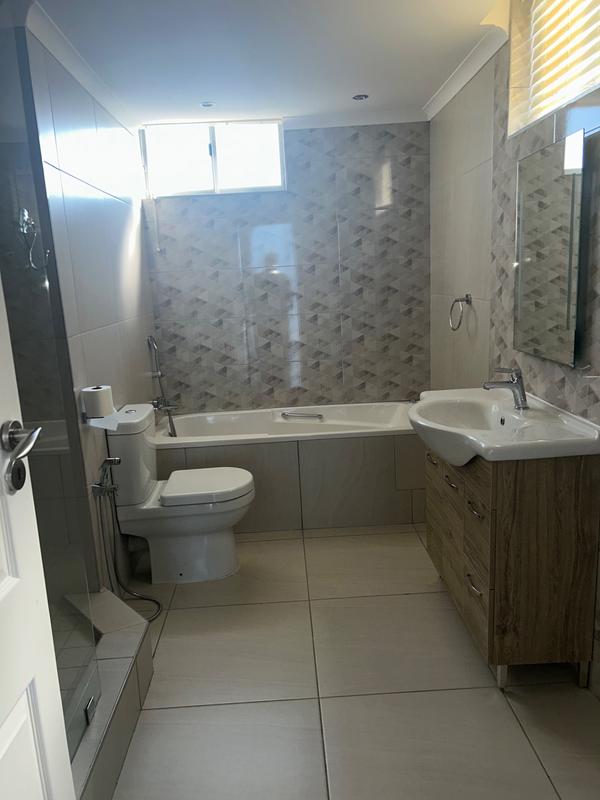 To Let 3 Bedroom Property for Rent in Durban North KwaZulu-Natal