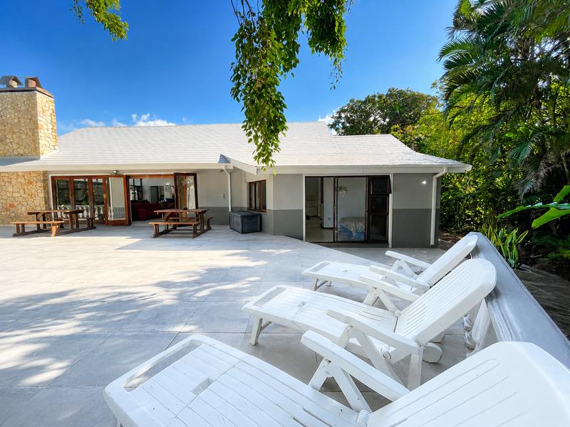 5 Bedroom Property for Sale in Shelly Beach KwaZulu-Natal