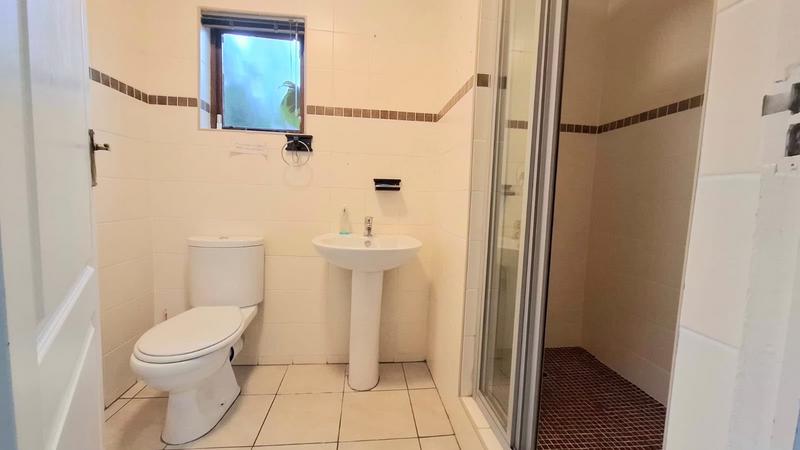 To Let 1 Bedroom Property for Rent in Glenwood KwaZulu-Natal