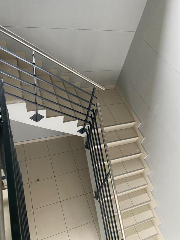 To Let 2 Bedroom Property for Rent in Umhlanga Ridge KwaZulu-Natal