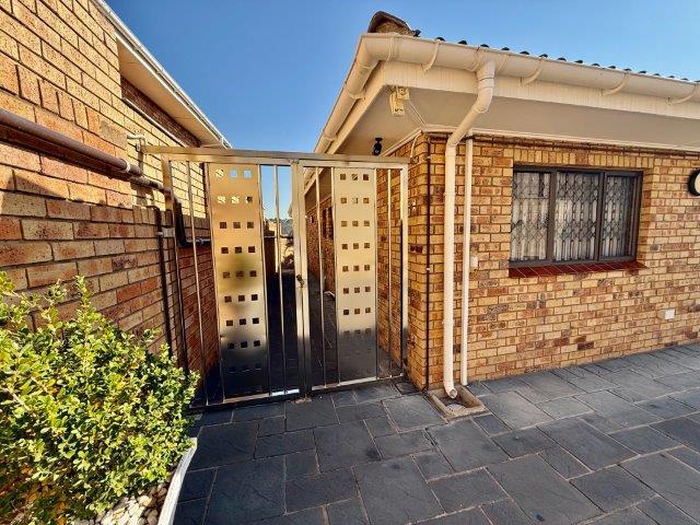 4 Bedroom Property for Sale in Malvern KwaZulu-Natal