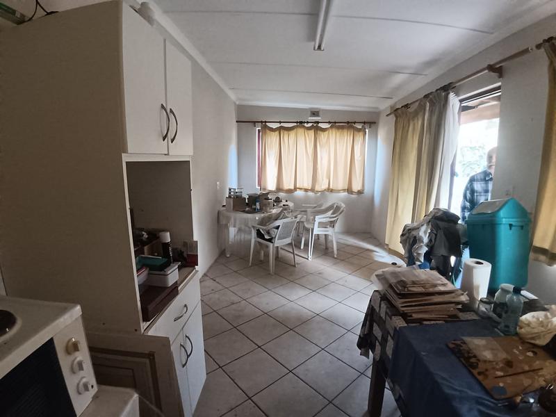5 Bedroom Property for Sale in Hibberdene KwaZulu-Natal