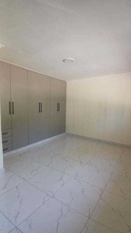 To Let 2 Bedroom Property for Rent in Yellowwood Park KwaZulu-Natal