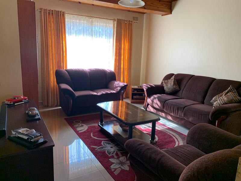 5 Bedroom Property for Sale in Mount Vernon KwaZulu-Natal