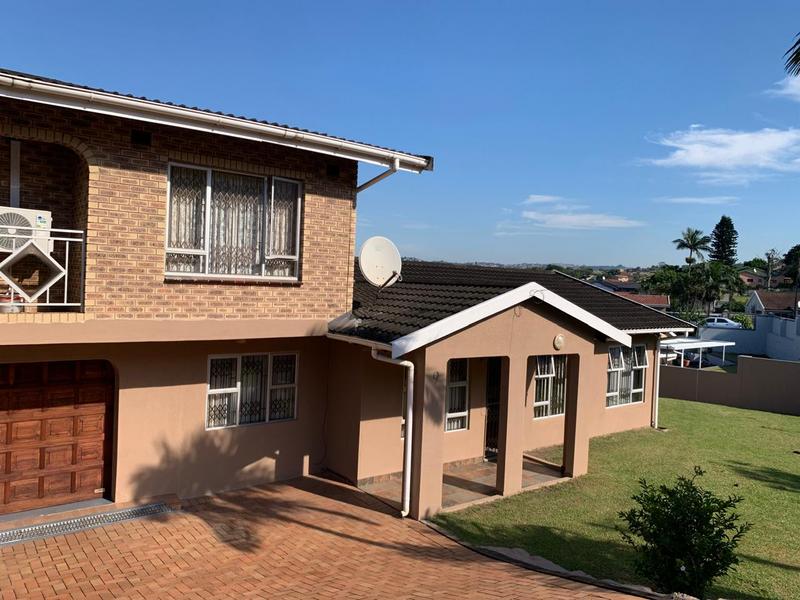 5 Bedroom Property for Sale in Mount Vernon KwaZulu-Natal
