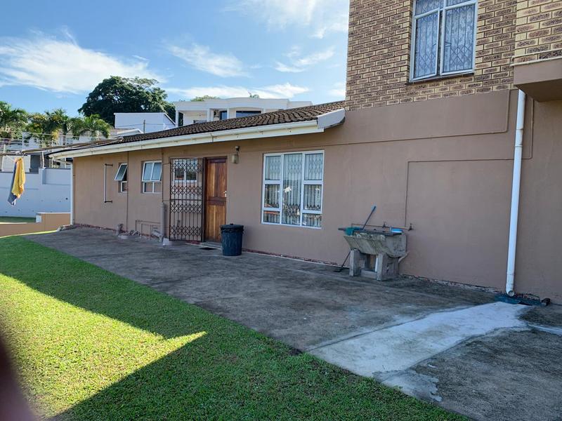 5 Bedroom Property for Sale in Mount Vernon KwaZulu-Natal