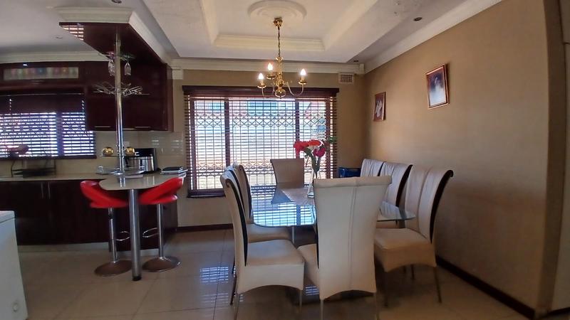 3 Bedroom Property for Sale in Montclair KwaZulu-Natal