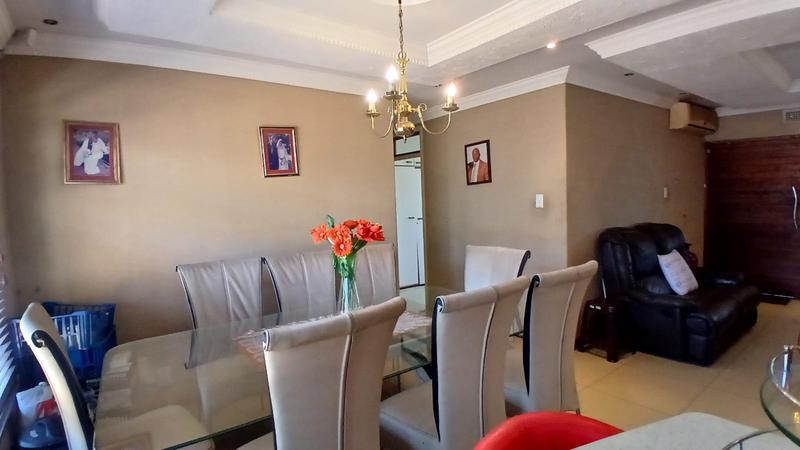 3 Bedroom Property for Sale in Montclair KwaZulu-Natal