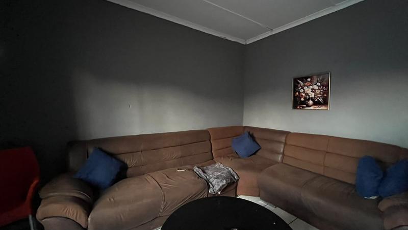 2 Bedroom Property for Sale in Umhlathuze KwaZulu-Natal