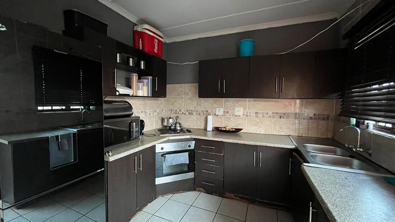 2 Bedroom Property for Sale in Umhlathuze KwaZulu-Natal