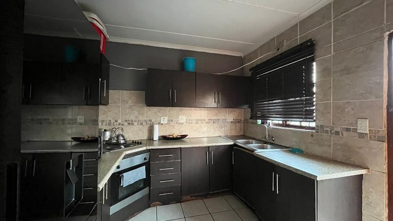2 Bedroom Property for Sale in Umhlathuze KwaZulu-Natal
