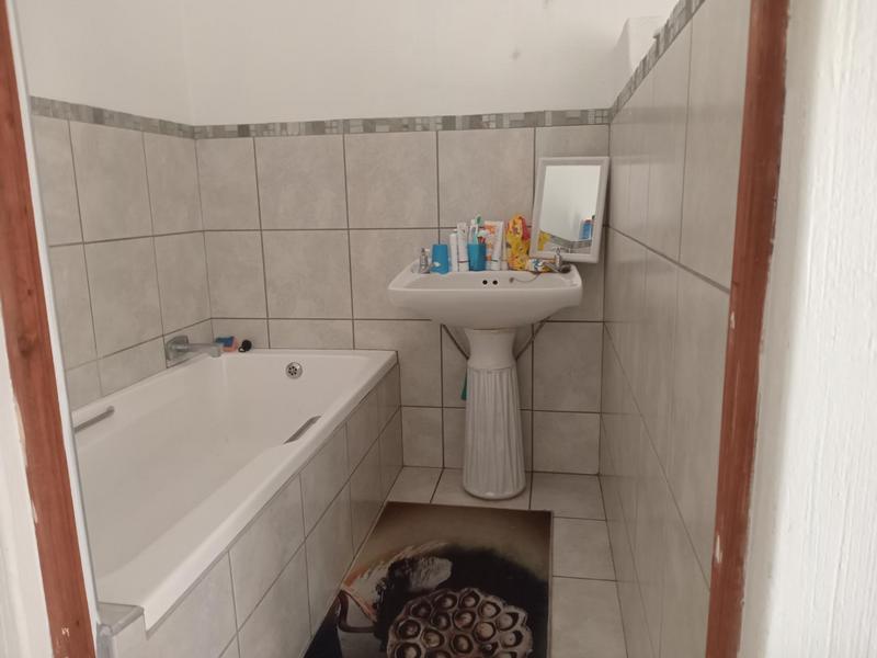 2 Bedroom Property for Sale in Margate KwaZulu-Natal