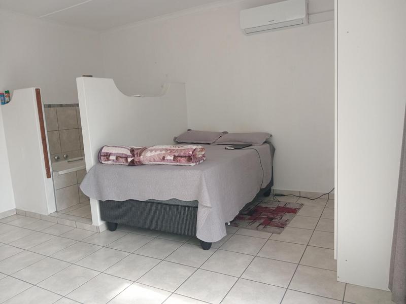 2 Bedroom Property for Sale in Margate KwaZulu-Natal