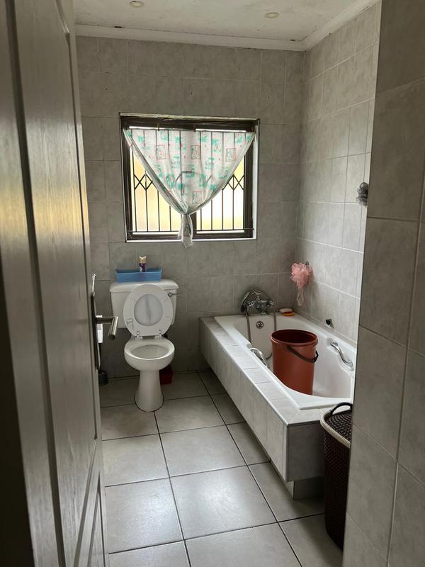 4 Bedroom Property for Sale in Malvern KwaZulu-Natal