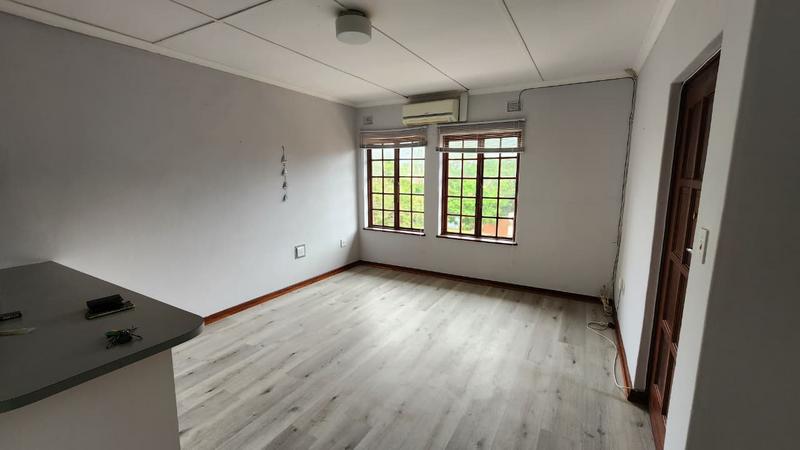 1 Bedroom Property for Sale in Scottburgh KwaZulu-Natal