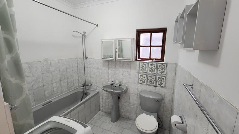 1 Bedroom Property for Sale in Scottburgh KwaZulu-Natal