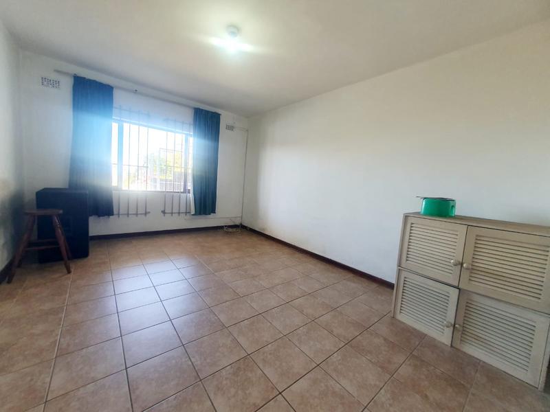 3 Bedroom Property for Sale in Umzinto KwaZulu-Natal