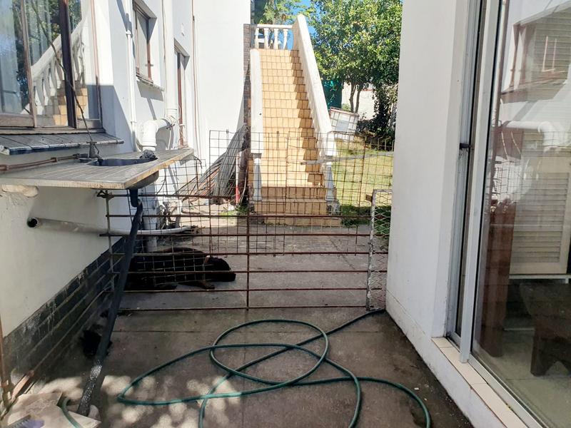 3 Bedroom Property for Sale in Umzinto KwaZulu-Natal