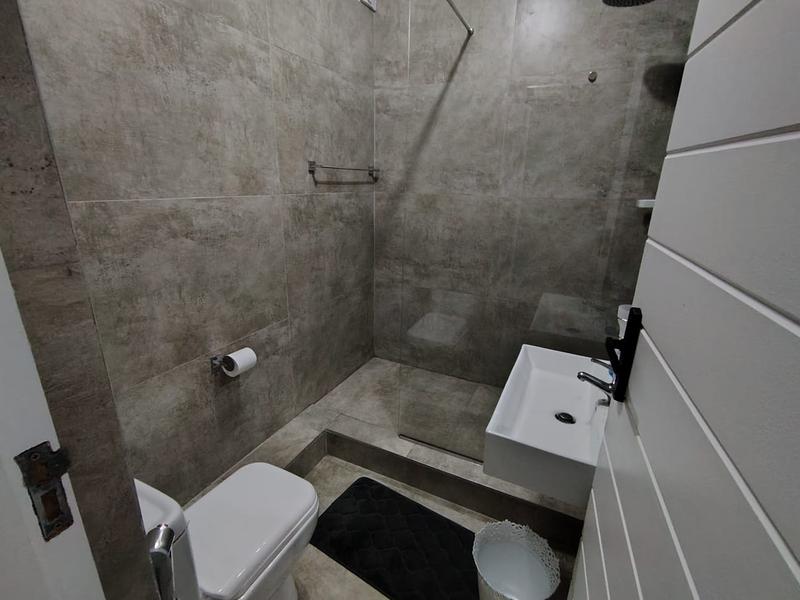 2 Bedroom Property for Sale in Umhlanga KwaZulu-Natal