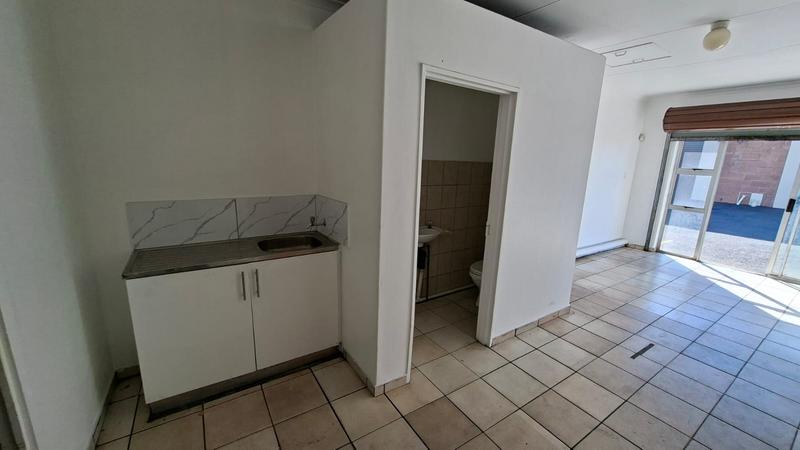 To Let Commercial Property for Rent in Alton KwaZulu-Natal