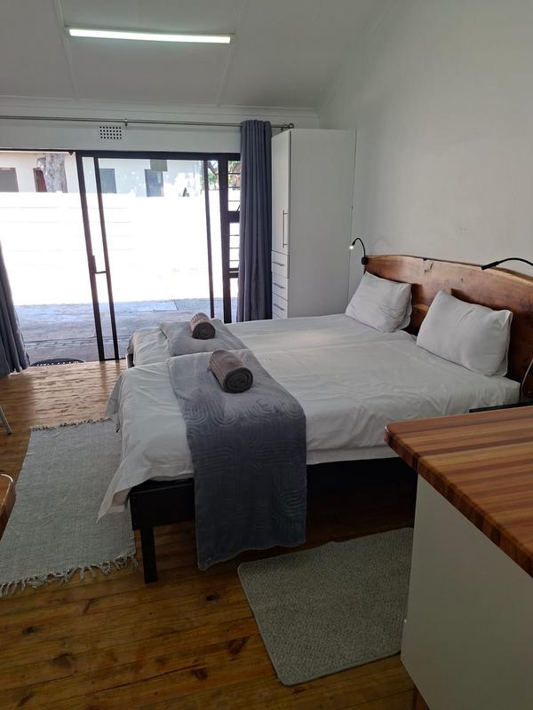 To Let Commercial Property for Rent in Meer En See KwaZulu-Natal