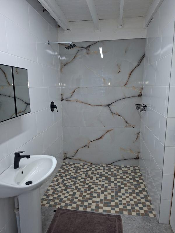 To Let Commercial Property for Rent in Meer En See KwaZulu-Natal
