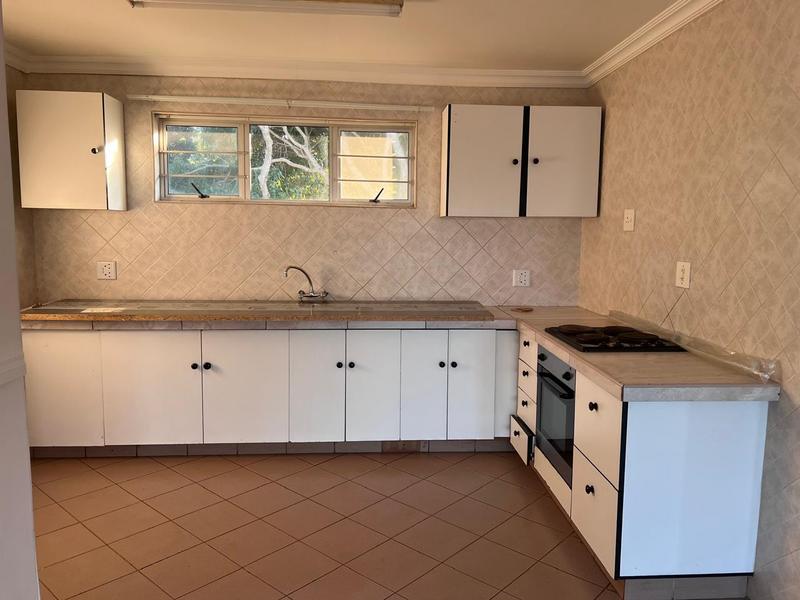 To Let 2 Bedroom Property for Rent in Margate KwaZulu-Natal