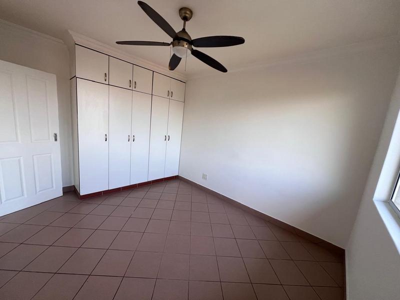 To Let 2 Bedroom Property for Rent in Margate KwaZulu-Natal