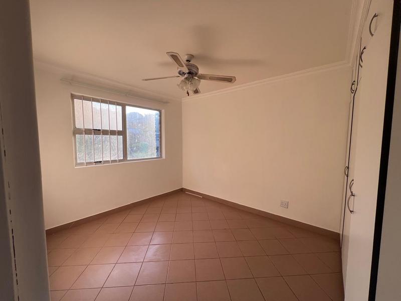 To Let 2 Bedroom Property for Rent in Margate KwaZulu-Natal