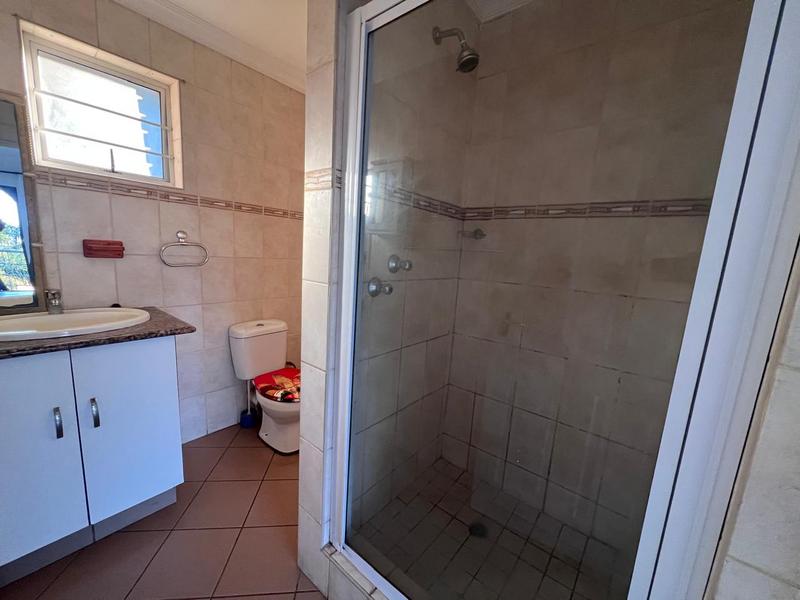 To Let 2 Bedroom Property for Rent in Margate KwaZulu-Natal