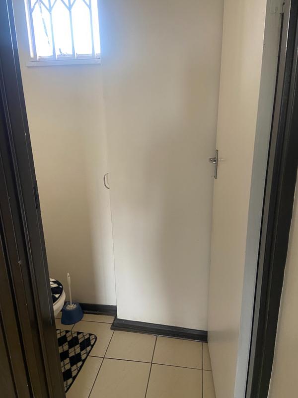 2 Bedroom Property for Sale in Morningside KwaZulu-Natal