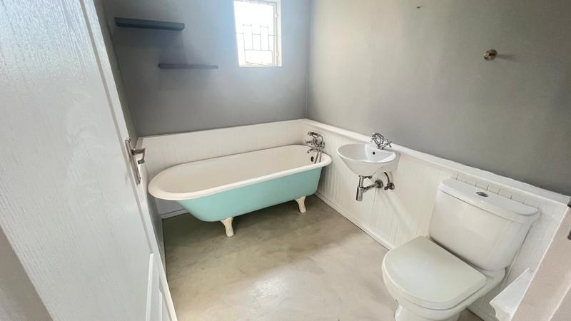 To Let 2 Bedroom Property for Rent in Windermere KwaZulu-Natal