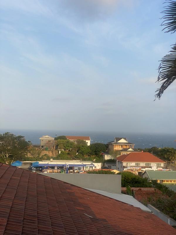 To Let 3 Bedroom Property for Rent in Treasure Beach KwaZulu-Natal