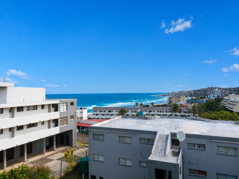 To Let 3 Bedroom Property for Rent in Manaba Beach KwaZulu-Natal