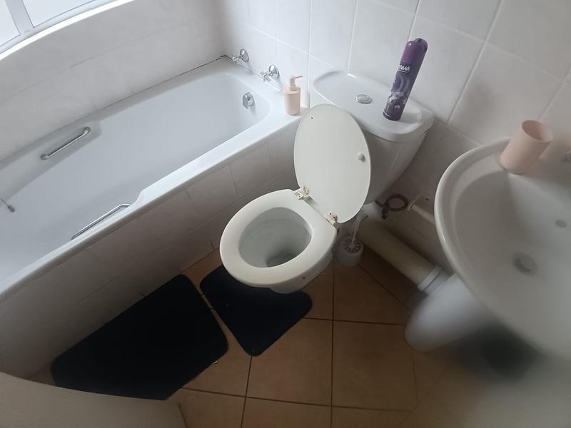 2 Bedroom Property for Sale in Margate Beach KwaZulu-Natal