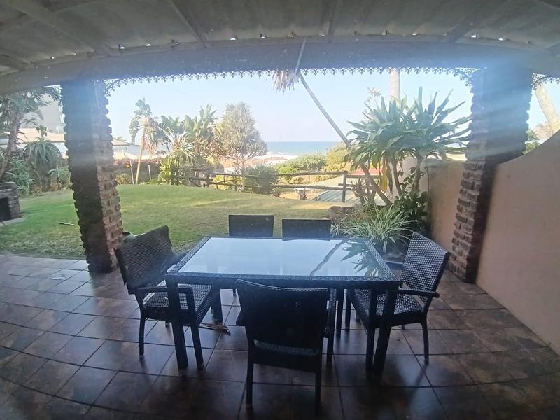 2 Bedroom Property for Sale in Manaba Beach KwaZulu-Natal