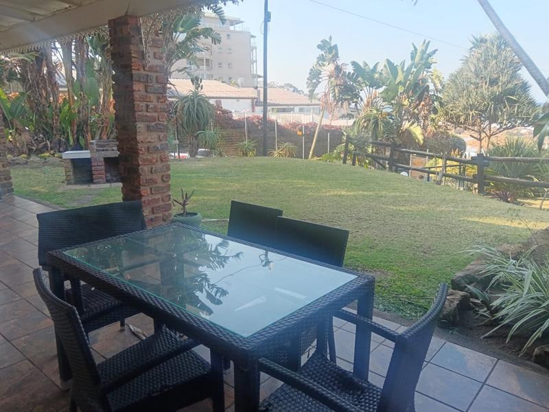 2 Bedroom Property for Sale in Manaba Beach KwaZulu-Natal