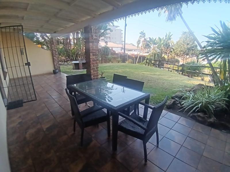2 Bedroom Property for Sale in Manaba Beach KwaZulu-Natal