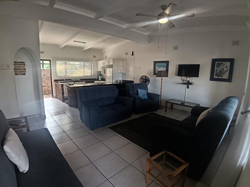 2 Bedroom Property for Sale in Manaba Beach KwaZulu-Natal