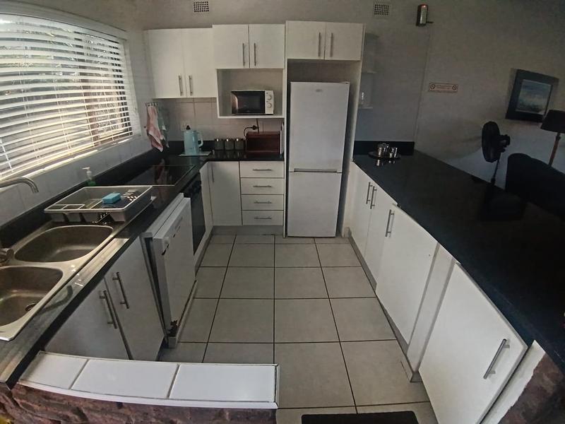 2 Bedroom Property for Sale in Manaba Beach KwaZulu-Natal