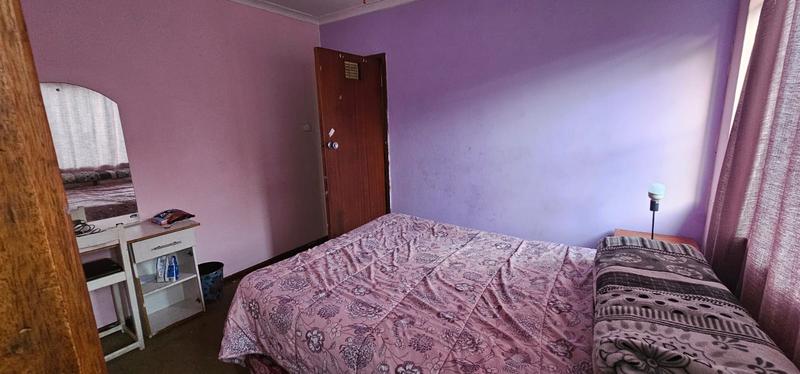 2 Bedroom Property for Sale in Scottburgh KwaZulu-Natal