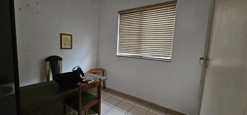 2 Bedroom Property for Sale in Scottburgh KwaZulu-Natal
