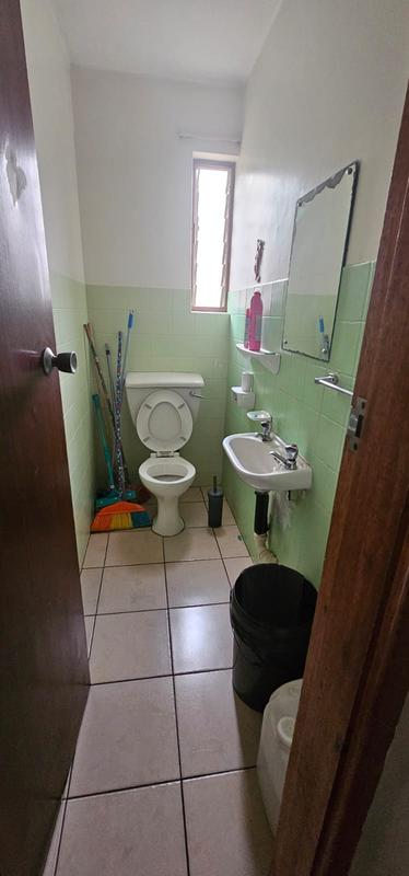 2 Bedroom Property for Sale in Scottburgh KwaZulu-Natal