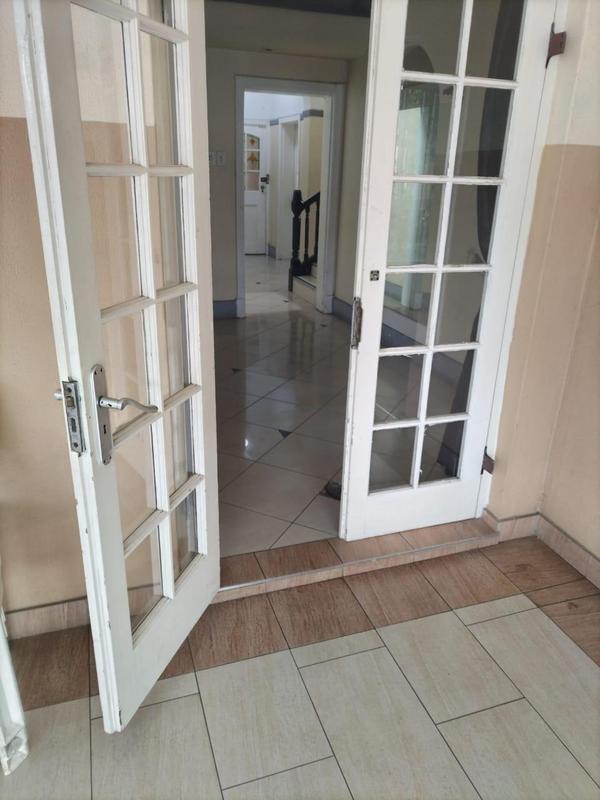 10 Bedroom Property for Sale in Essenwood KwaZulu-Natal