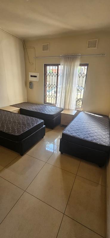 10 Bedroom Property for Sale in Essenwood KwaZulu-Natal