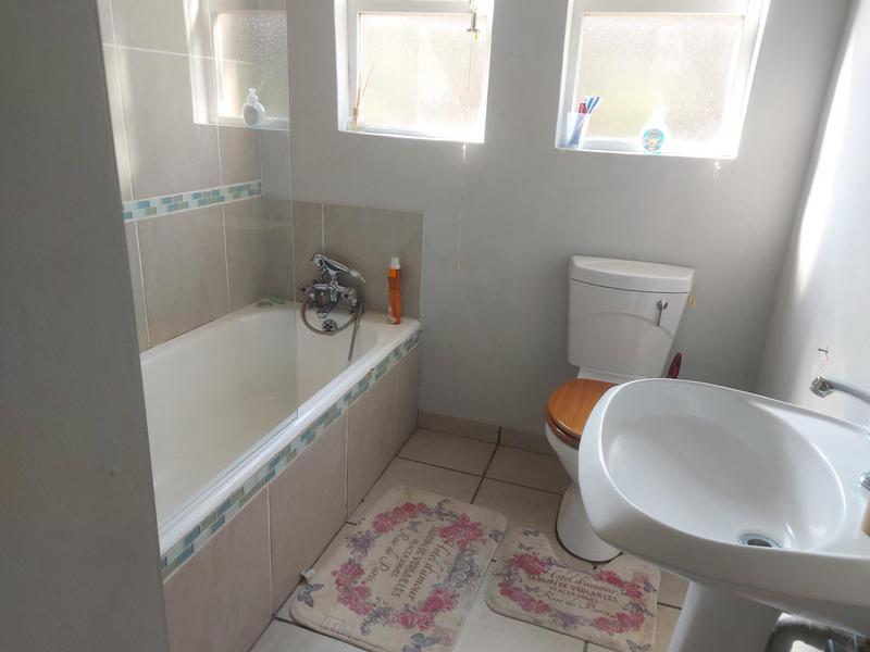 4 Bedroom Property for Sale in Meer En See KwaZulu-Natal