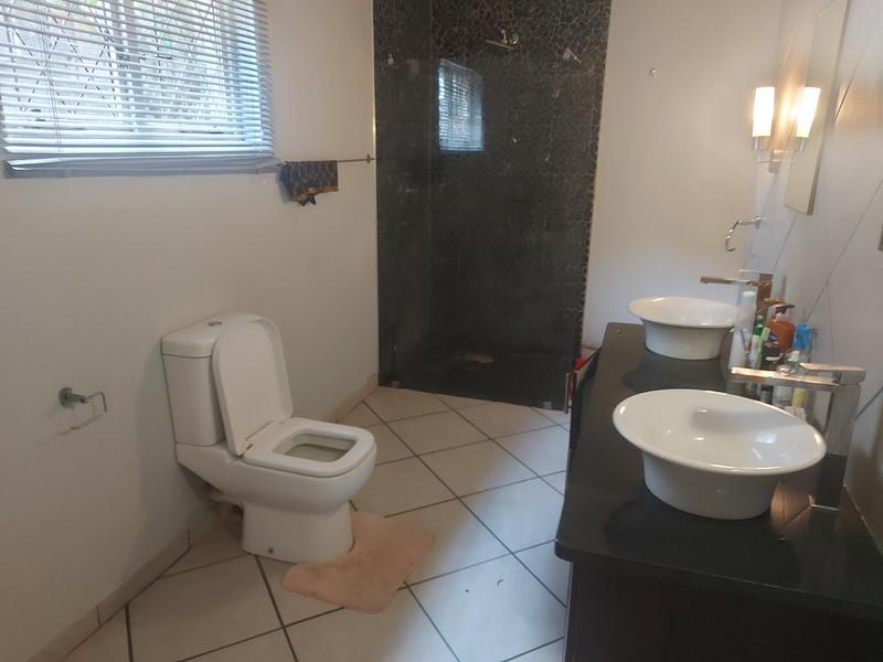 4 Bedroom Property for Sale in Meer En See KwaZulu-Natal
