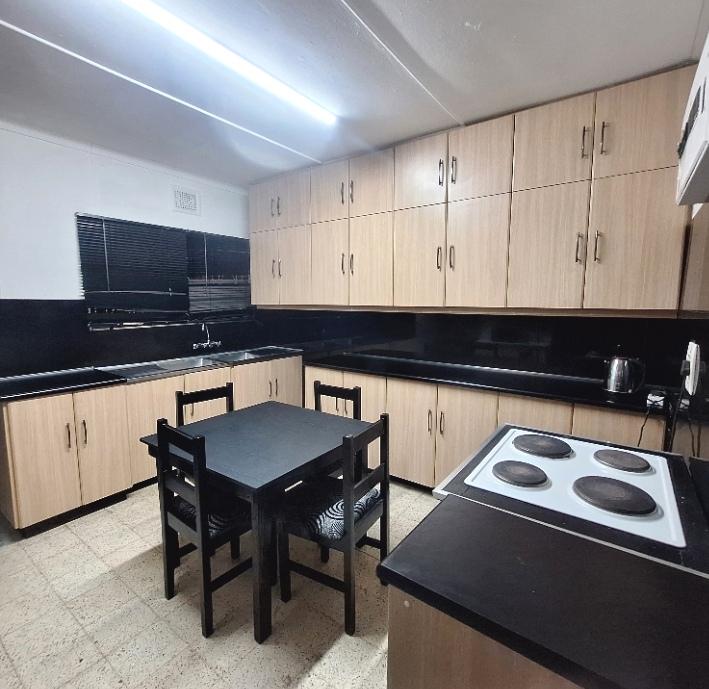 To Let 4 Bedroom Property for Rent in Reservoir Hills KwaZulu-Natal