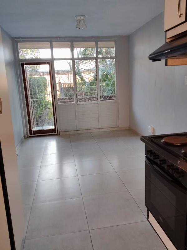 2 Bedroom Property for Sale in Pinetown KwaZulu-Natal
